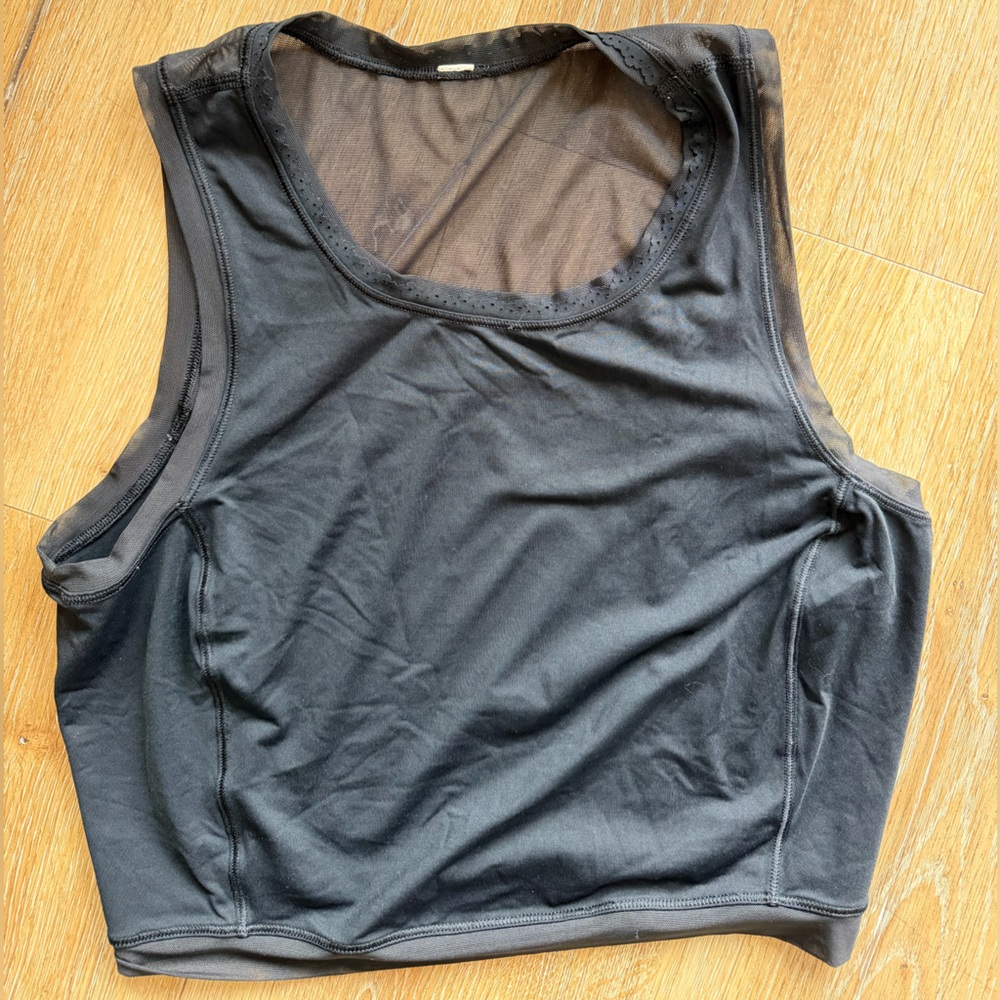Lululemon Black Sleeveless cropped Women's Top